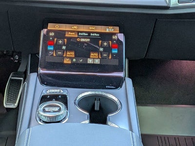 2027 Cadillac VISTIQ Sport