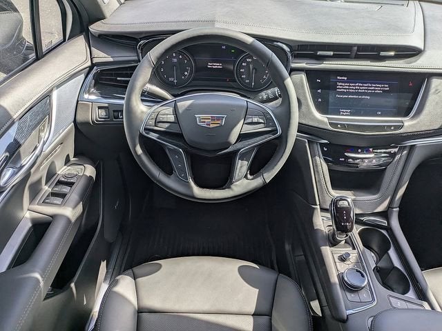 2026 Cadillac XT5 Luxury