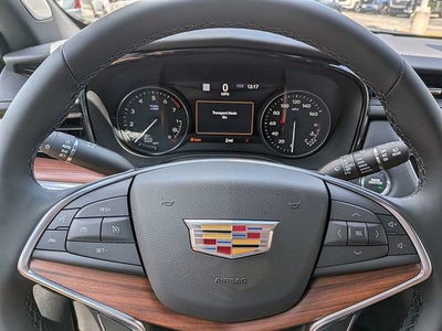 2026 Cadillac XT5 Premium Luxury