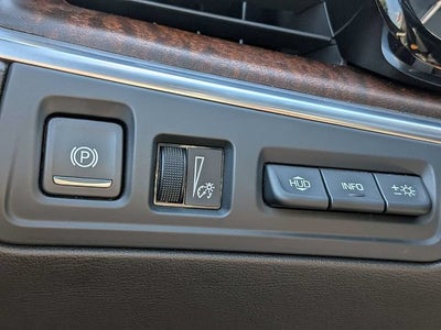2023 Cadillac XT5 FWD Premium Luxury