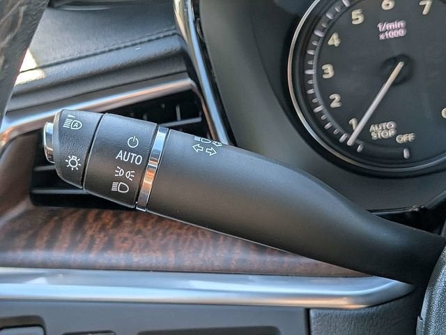 2023 Cadillac XT5 FWD Premium Luxury