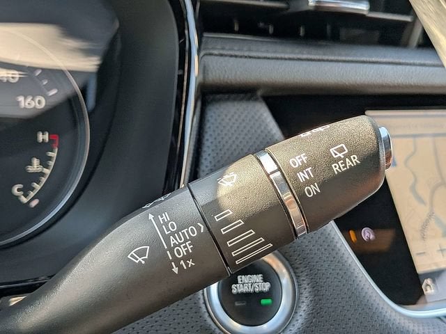 2023 Cadillac XT5 FWD Premium Luxury