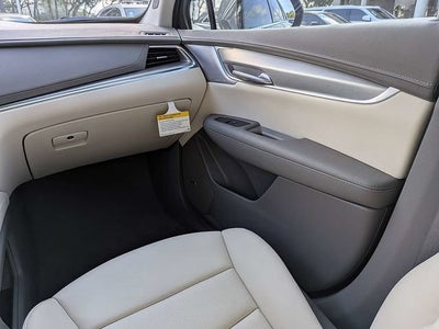 2026 Cadillac XT5 Premium Luxury
