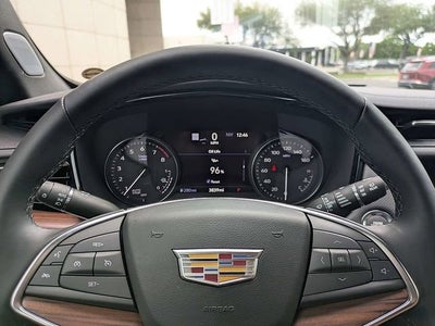 2026 Cadillac XT5 Premium Luxury
