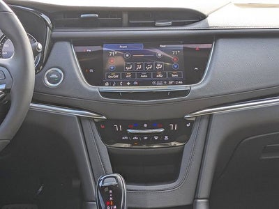2025 Cadillac XT6 Luxury
