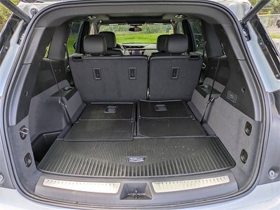 2025 Cadillac XT6 Luxury