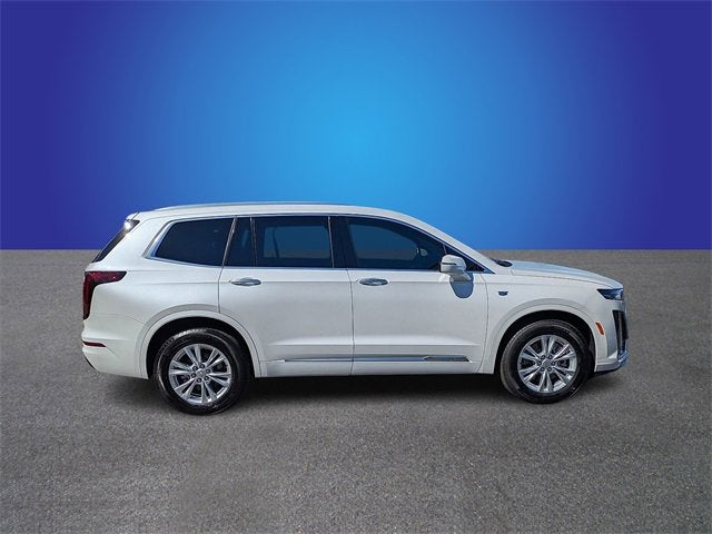 2025 Cadillac XT6 Luxury