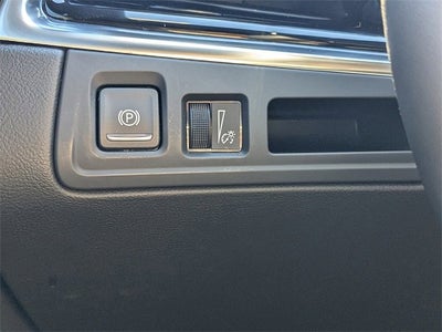 2025 Cadillac XT6 Luxury