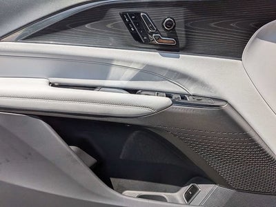 2024 Cadillac LYRIQ Luxury 1