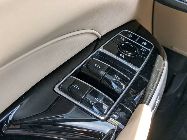 2026 Cadillac LYRIQ Signature Sport