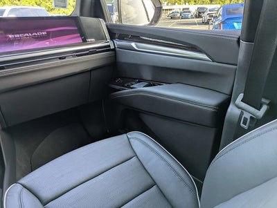 2026 Cadillac Escalade Luxury