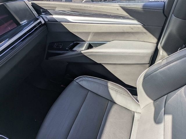 2025 Cadillac Escalade Sport