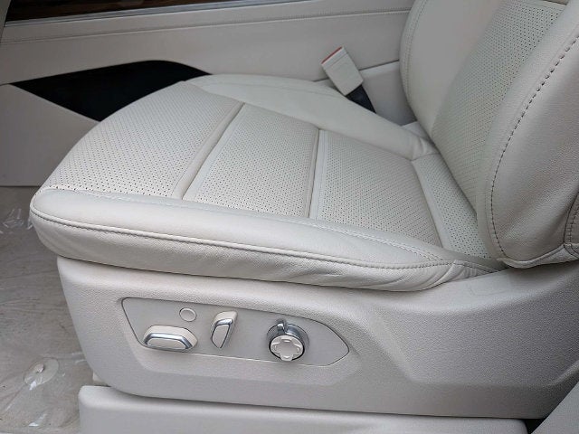 2027 Cadillac Escalade ESV Platinum Luxury