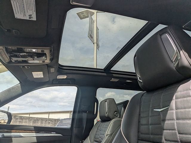 2025 Cadillac Escalade ESV Premium Luxury Platinum