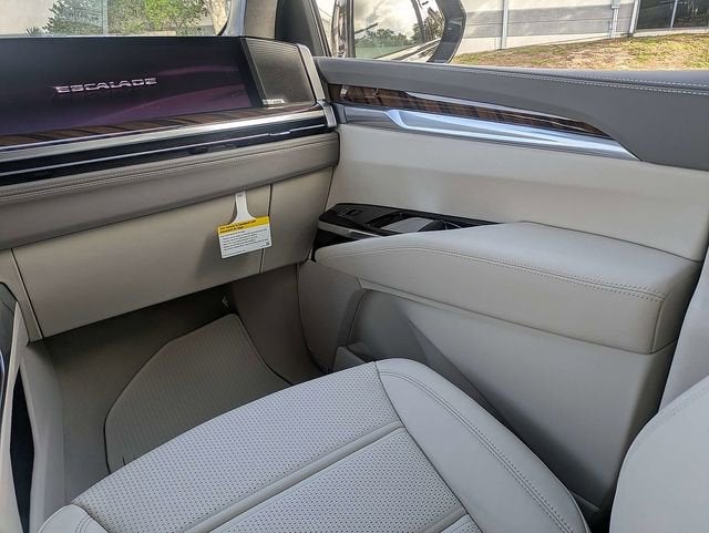2026 Cadillac Escalade ESV Platinum Sport