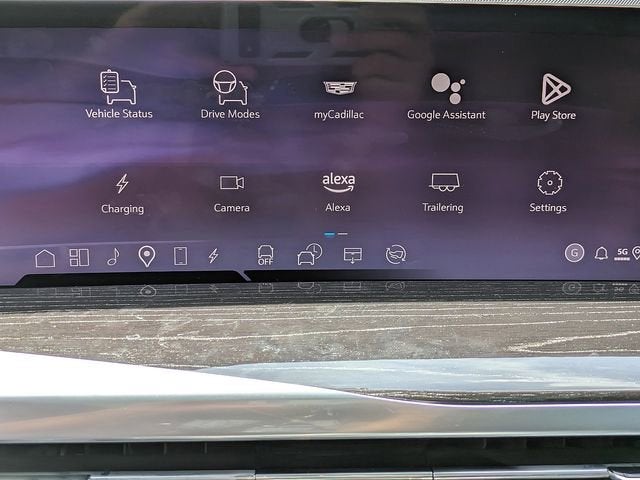 2025 Cadillac ESCALADE IQ Sport 1