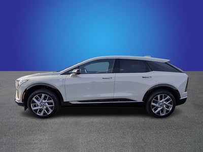 2027 Cadillac OPTIQ Luxury