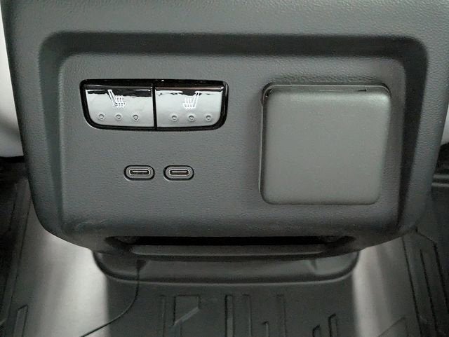 2026 Cadillac OPTIQ Premium Luxury