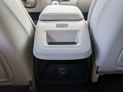 2026 Volvo XC60 Plug-In Hybrid Ultra