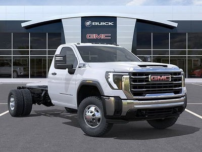 2026 GMC Sierra 3500 HD Chassis Cab Pro