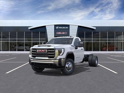 2026 GMC Sierra 3500 HD Chassis Cab Pro