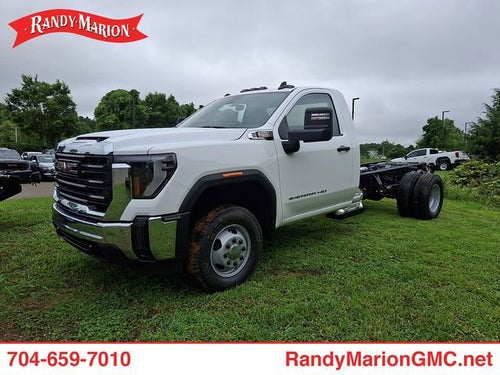 2026 GMC Sierra 3500 HD Chassis Cab Pro