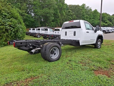 2026 GMC Sierra 3500 HD Chassis Cab Pro