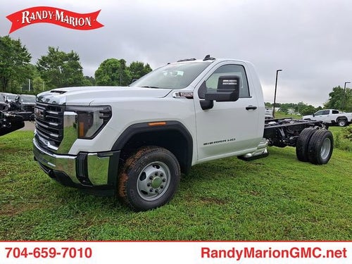 2026 GMC Sierra 3500 HD Chassis Cab Pro