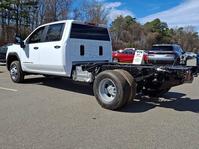 2026 GMC Sierra 3500 HD Chassis Cab Pro
