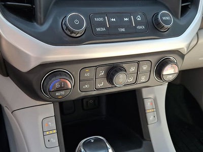 2017 GMC Acadia SLT