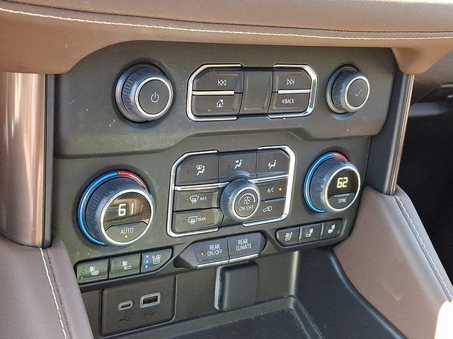 2023 Chevrolet Suburban High Country