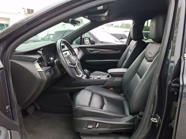 2022 Cadillac XT5 Luxury
