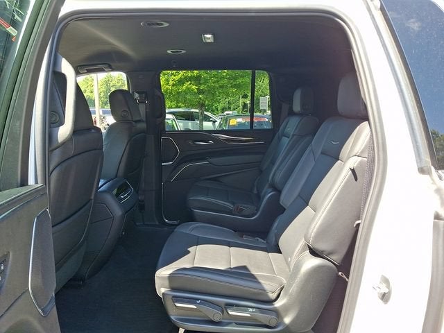 2023 Cadillac Escalade ESV 4WD Luxury