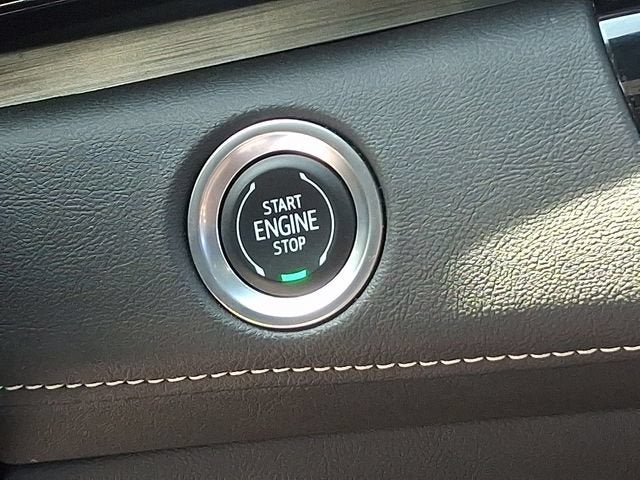 2023 Cadillac Escalade ESV 4WD Luxury