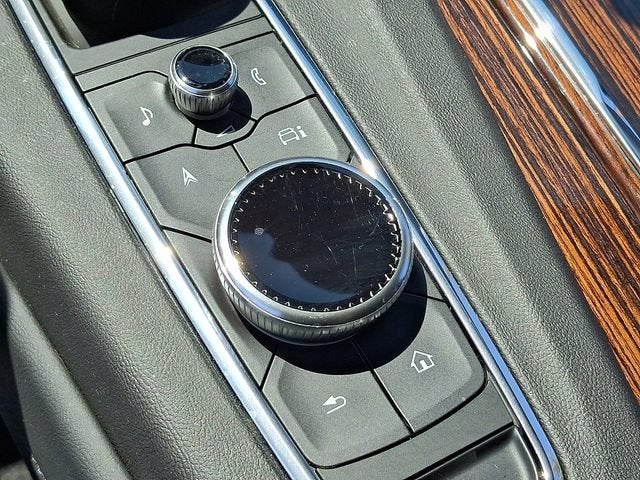 2023 Cadillac Escalade ESV 4WD Luxury