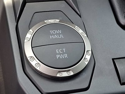 2025 Toyota Tacoma 2WD SR5