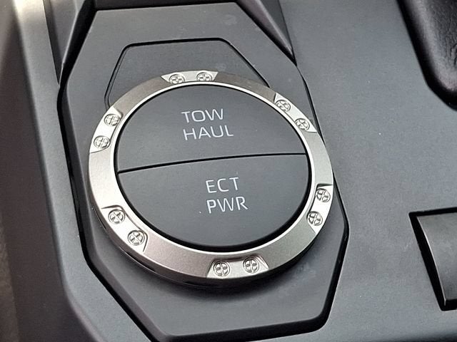 2025 Toyota Tacoma 2WD SR5