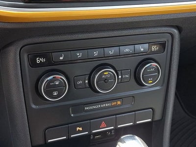 2016 Volkswagen Beetle 1.8T Dune
