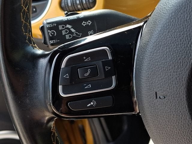 2016 Volkswagen Beetle 1.8T Dune