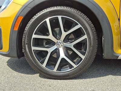 2016 Volkswagen Beetle 1.8T Dune
