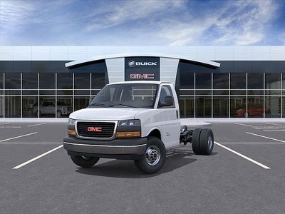 2025 GMC Savana Cutaway 3500 1WT