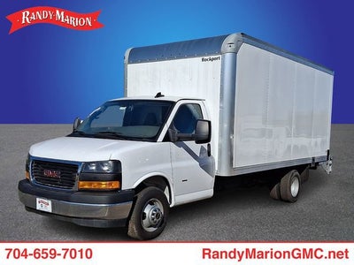2024 GMC Savana Cutaway 3500 1WT