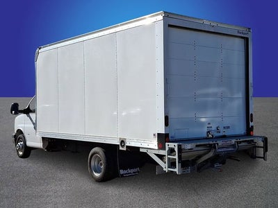 2024 GMC Savana Cutaway 3500 1WT