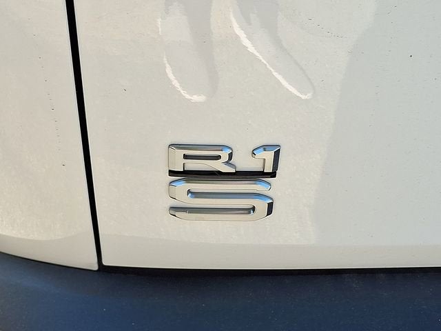 2025 RIVIAN R1S Adventure