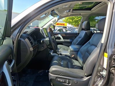 2019 Toyota Land Cruiser 4DR 4WD