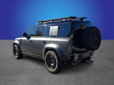 2025 Land Rover Defender V8