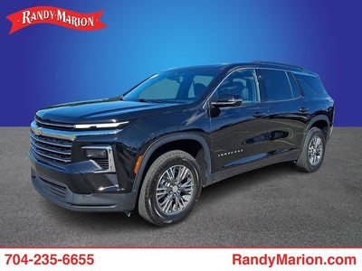 2024 Chevrolet Traverse LT