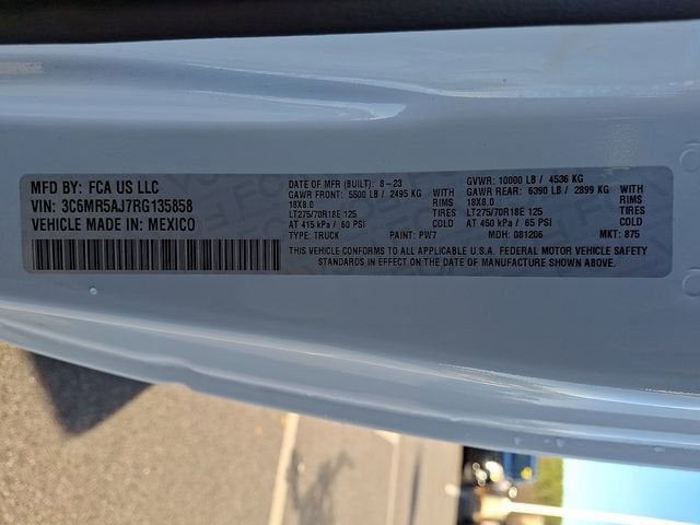 2024 RAM 2500 Tradesman Regular Cab 4x4 8' Box