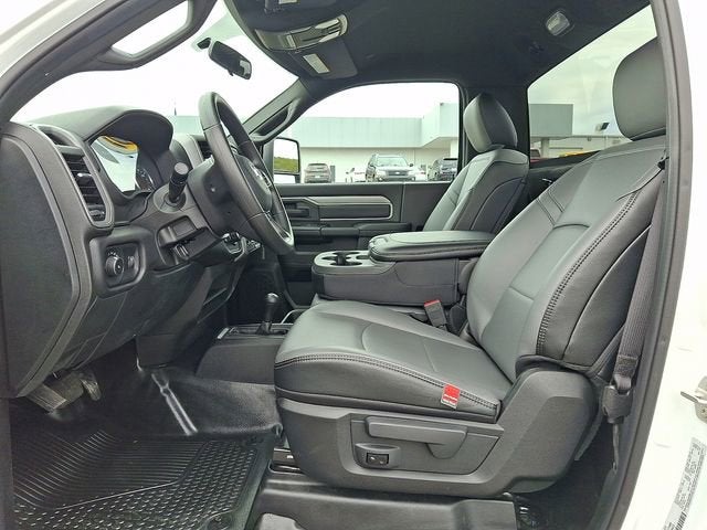 2024 RAM 2500 Tradesman Regular Cab 4x4 8' Box