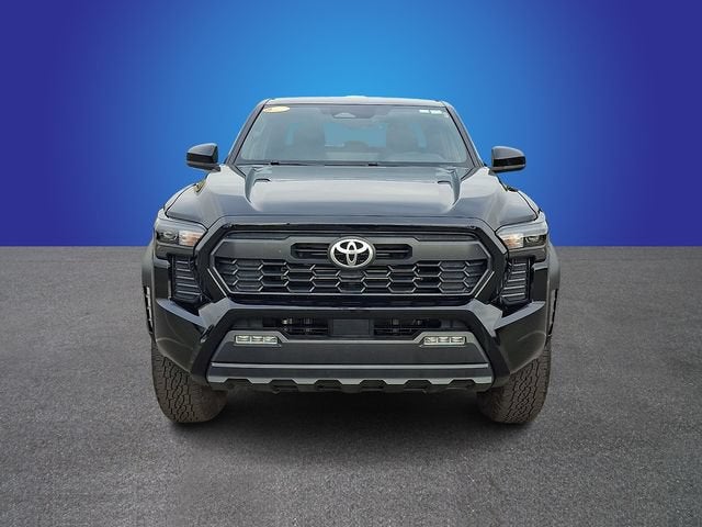 2025 Toyota Tacoma 4WD SR